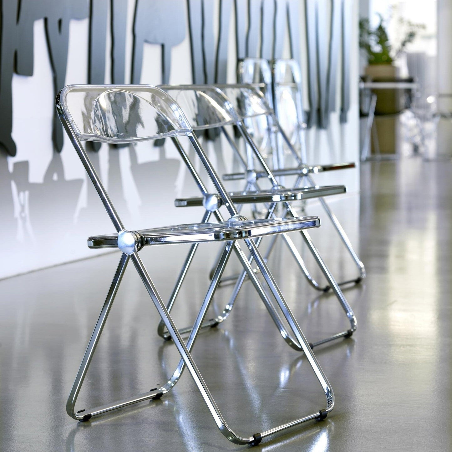 Plia Klappstuhl Schwarz