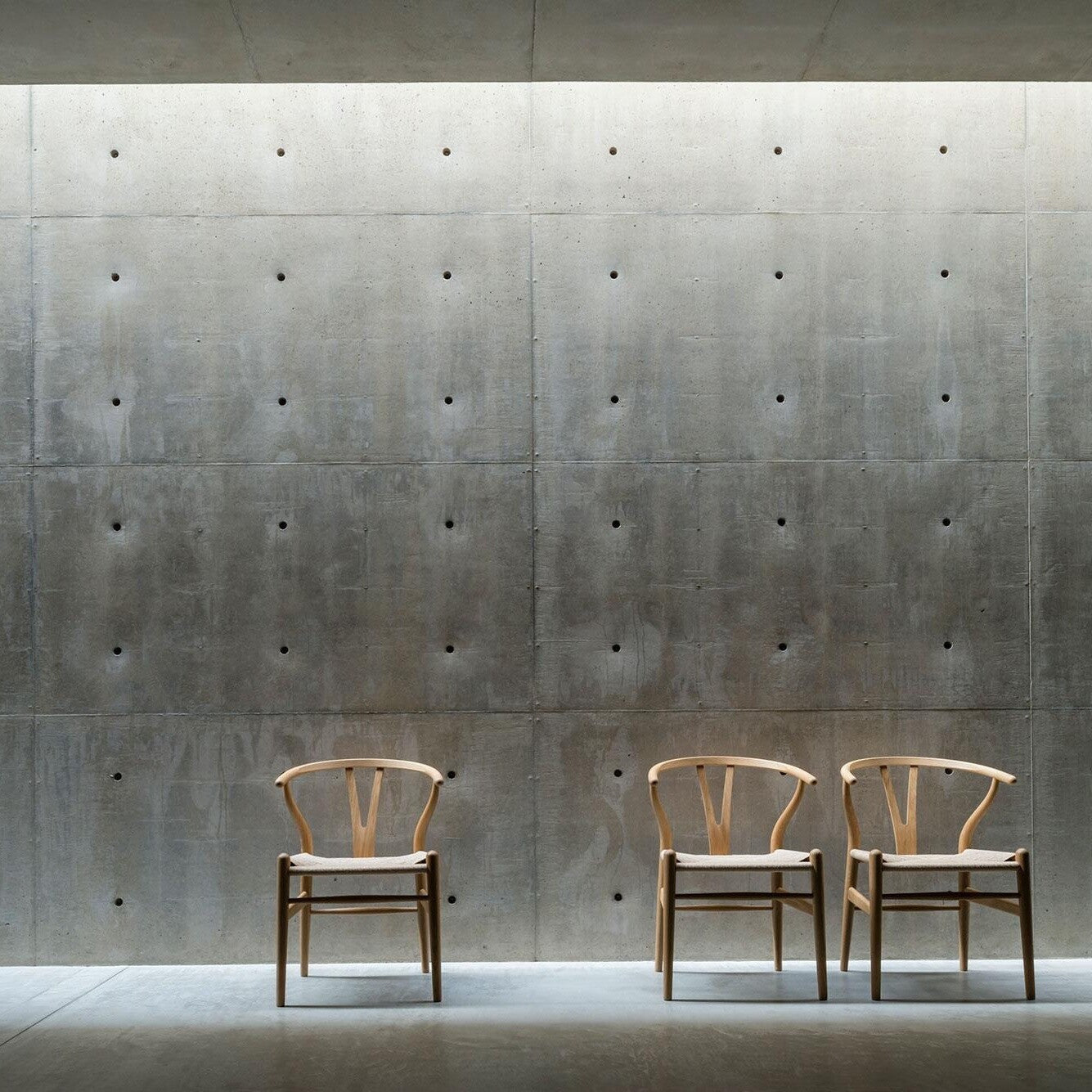 CH24 Wishbone Chair Gestell Buche Schwarz