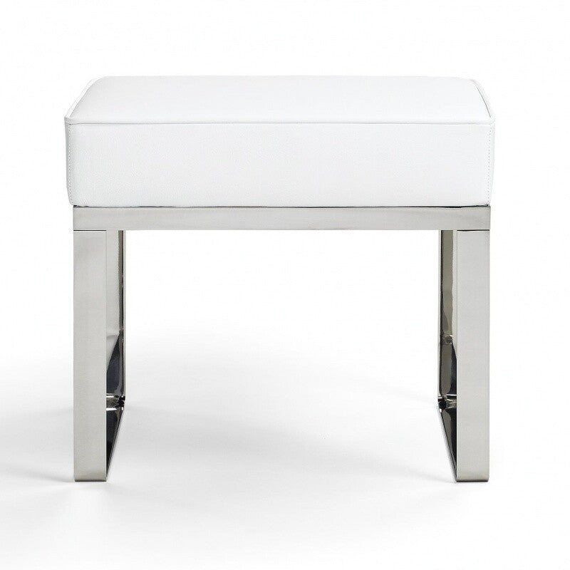 Banu Hocker Weiß