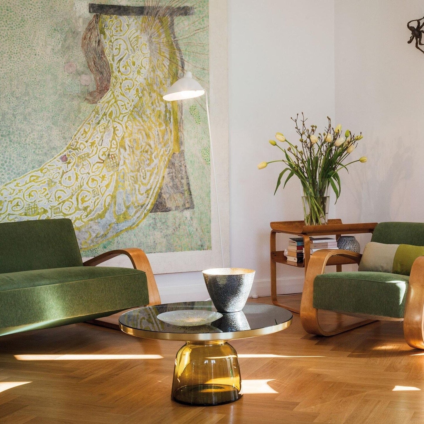 Bell Coffee Table Kaffeetisch Messing Olivgrün