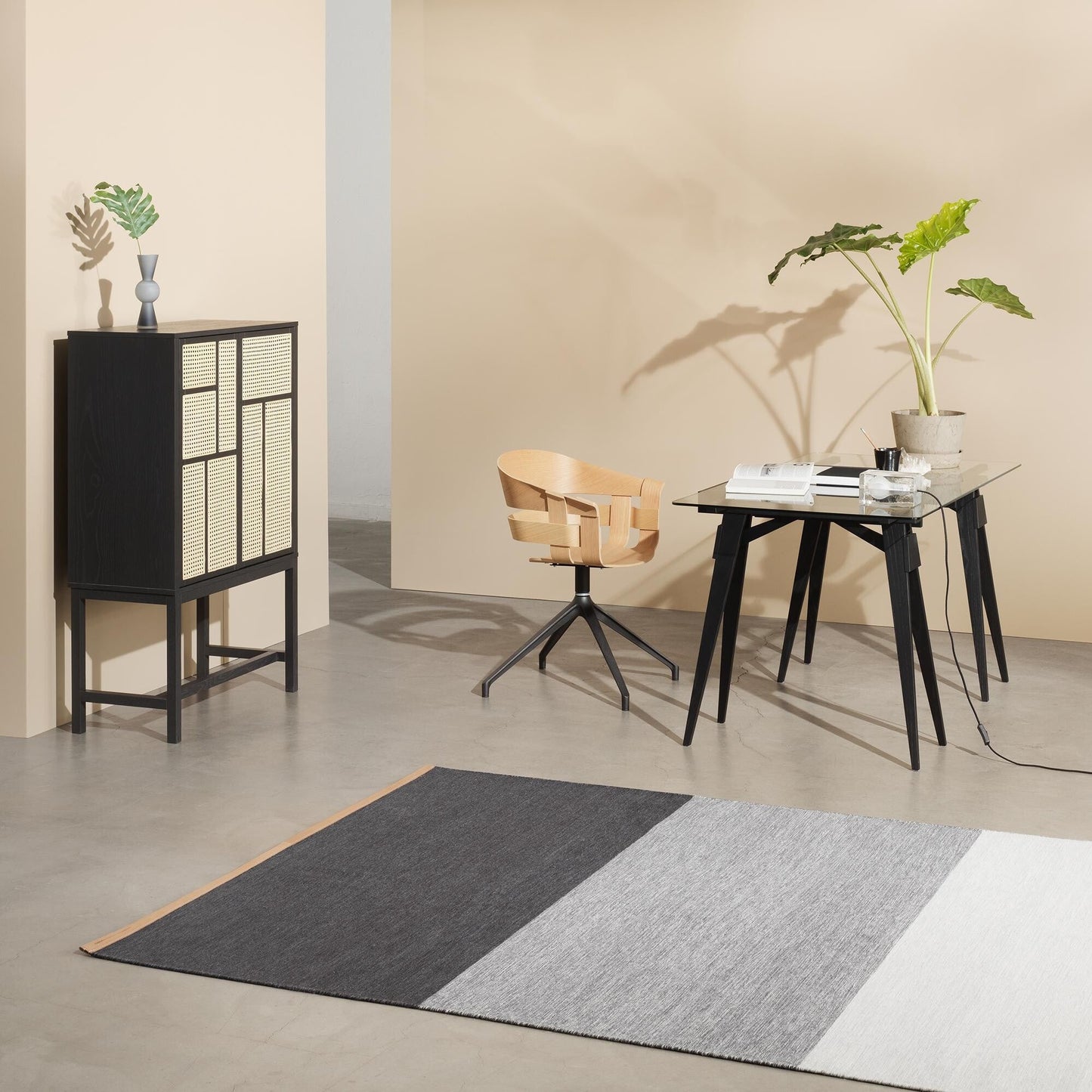 Arco Schreibtisch 150x75x74cm Weiß