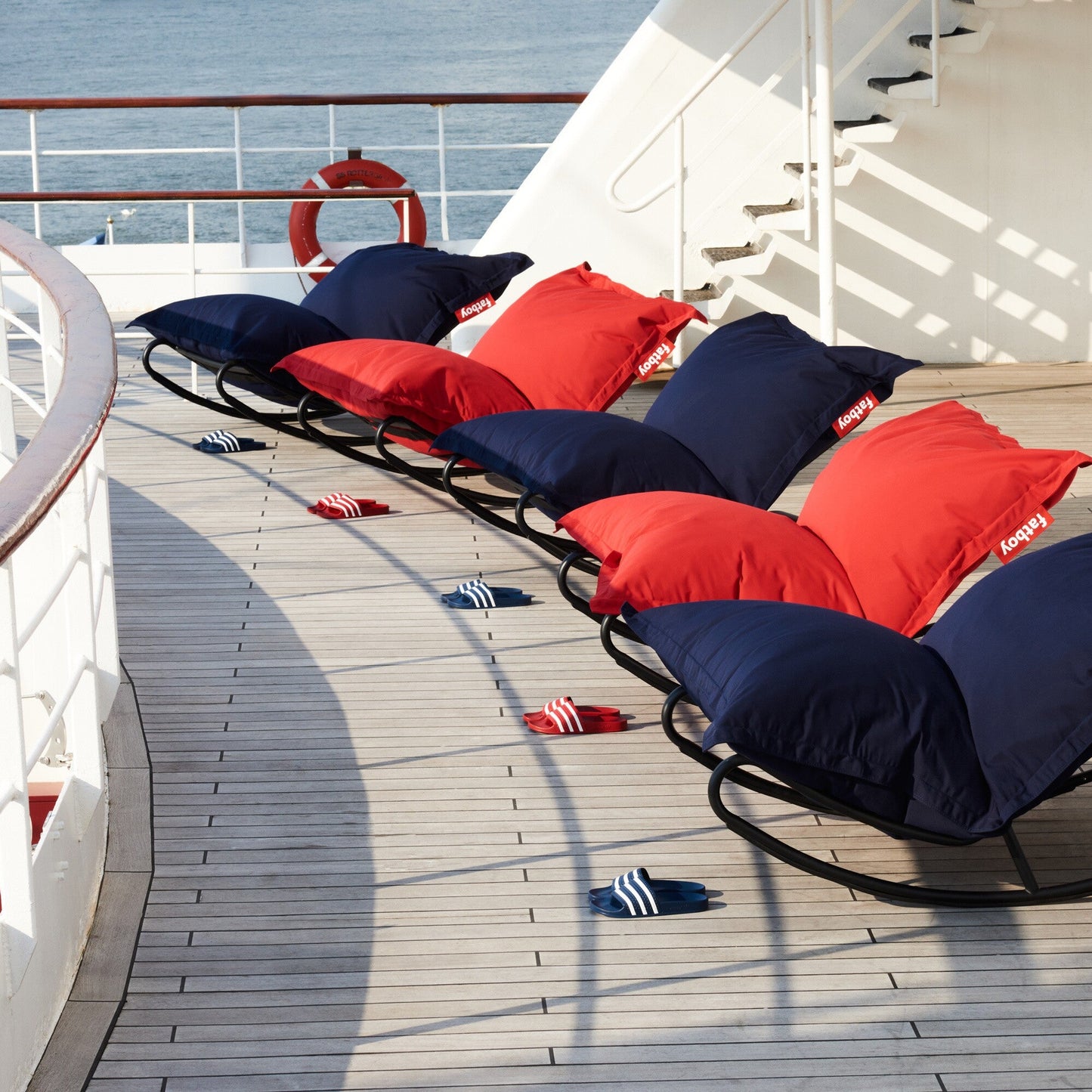 Rock 'n Roll Schaukelstuhl + Original Outdoor Sitzsack