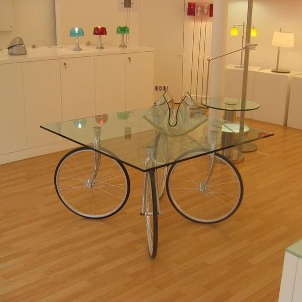 Tour Tisch