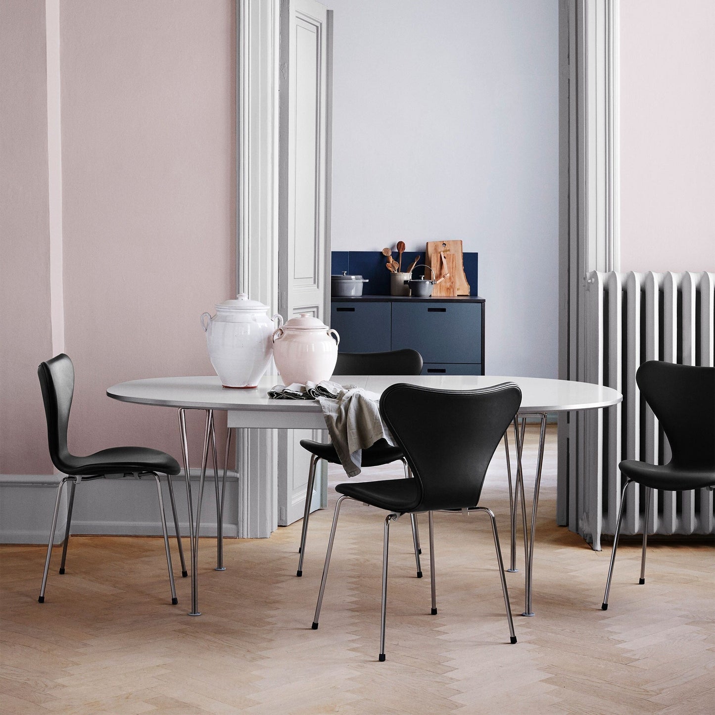 B619 Super-elliptischer Tisch Laminat ausziehbar