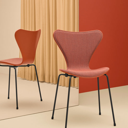 Serie 7™ Stuhl Vorne gepolstert Braun Bronze