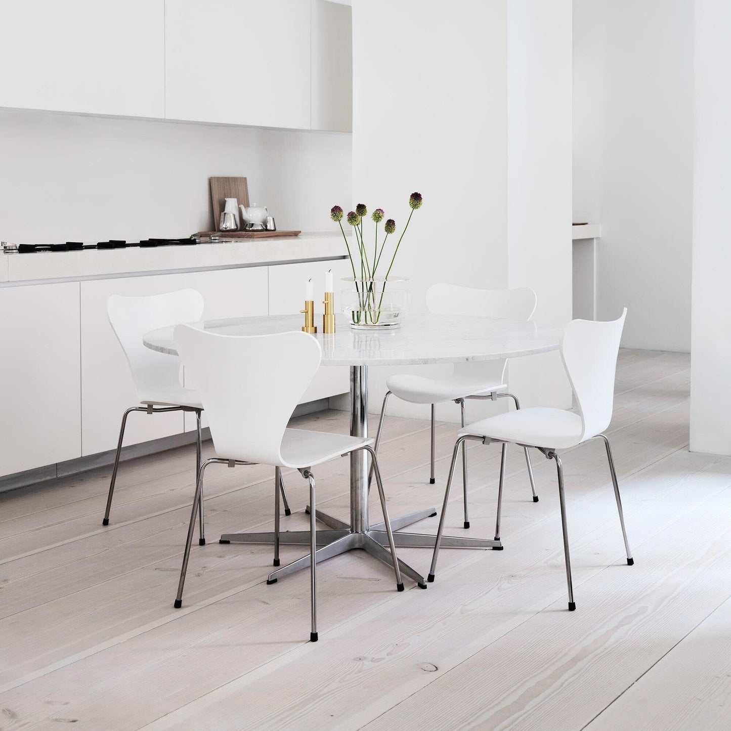 Serie 7™ Stuhl lackiert 4er Set Weiß