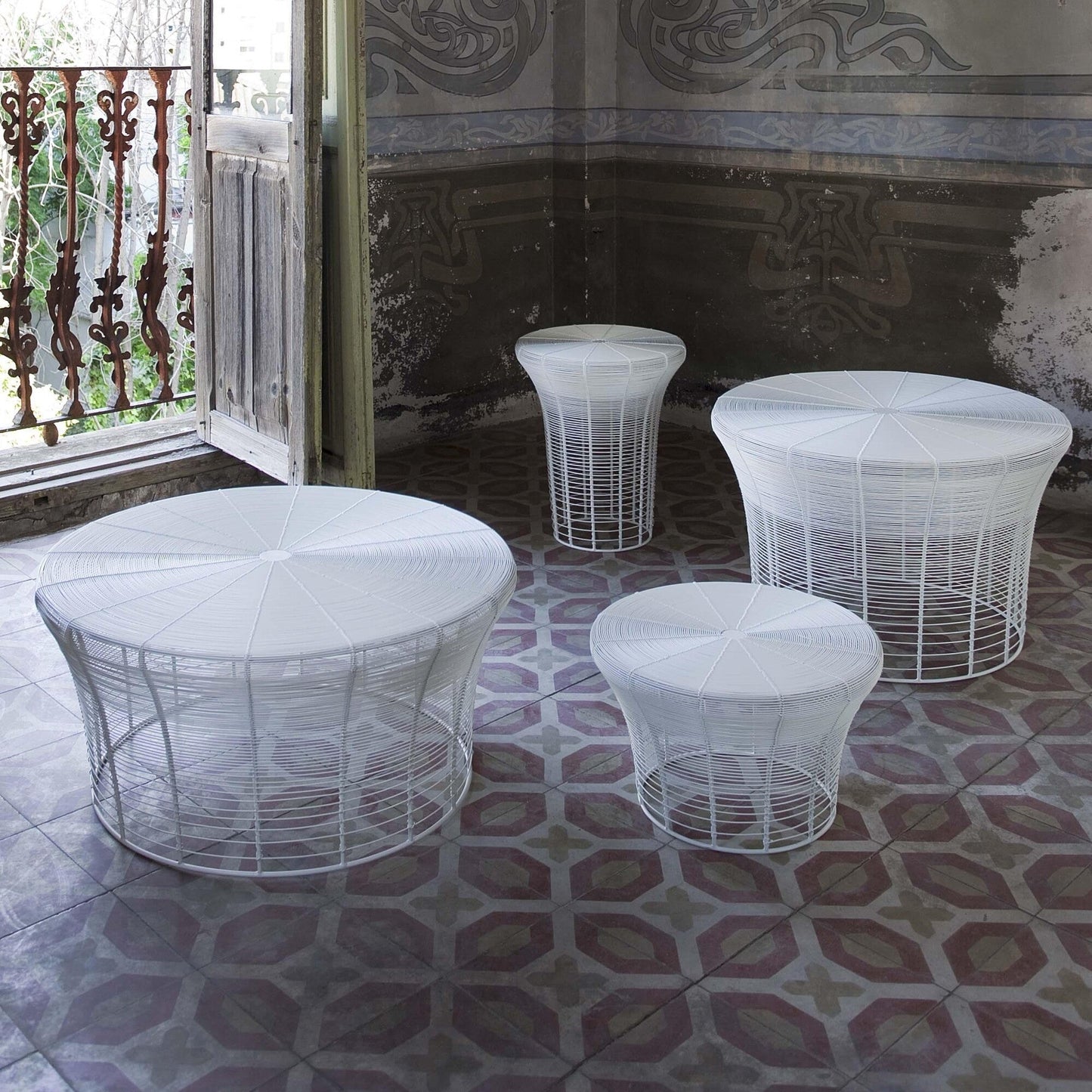 Aram Hocker H 43cm