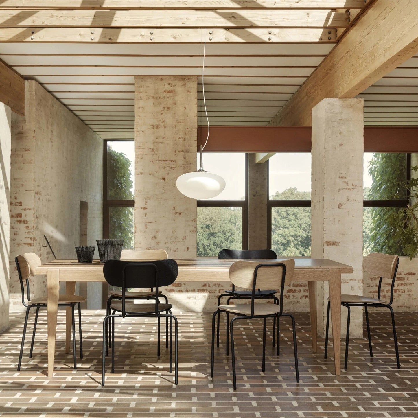 Coco Dining Chair stapelbar Schwarz