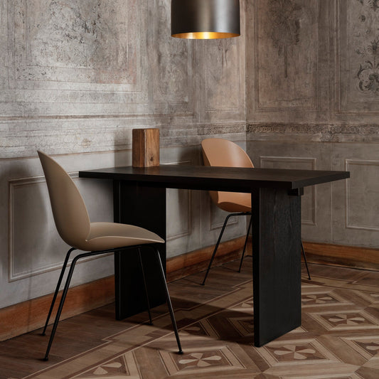 Private Schreibtisch