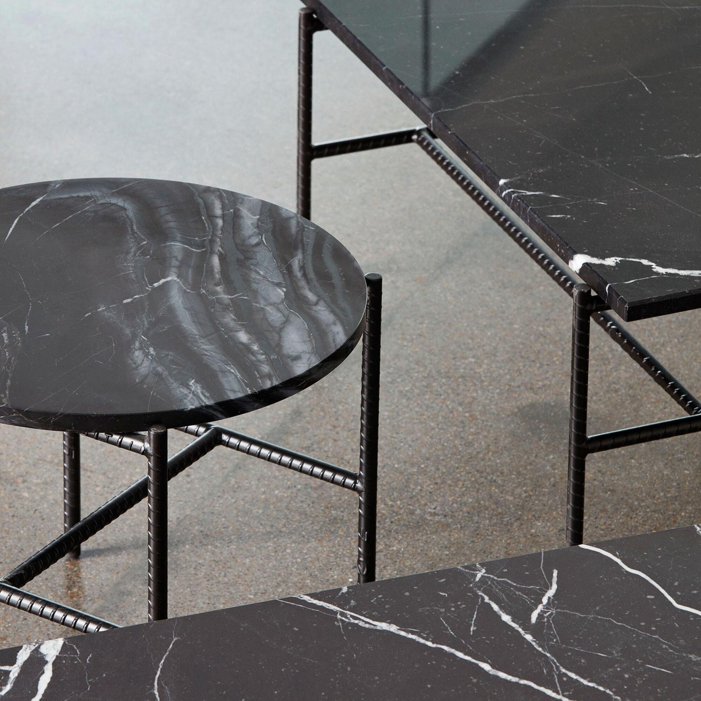 Rebar Kaffeetisch 80x84cm Schwarz