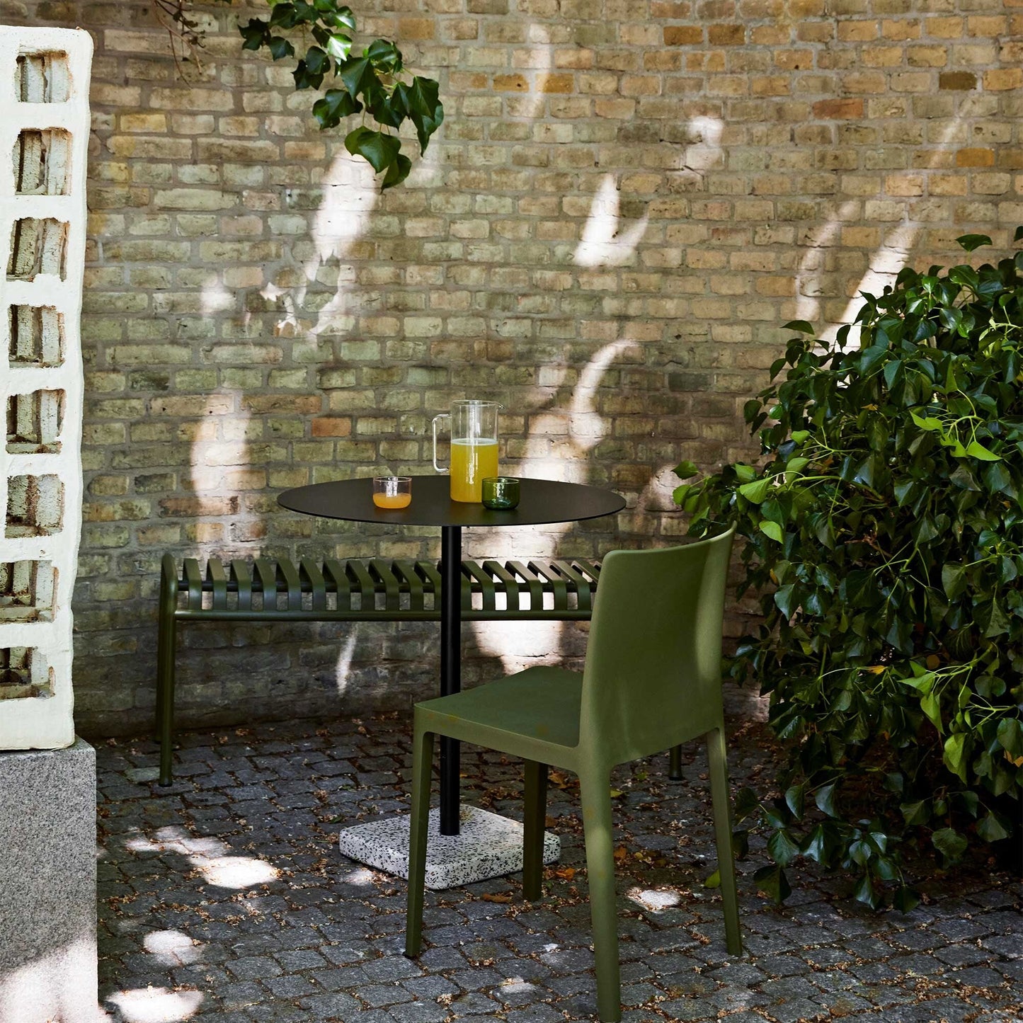 Terrazzo Gartentisch Ø70cm Himmelgrau