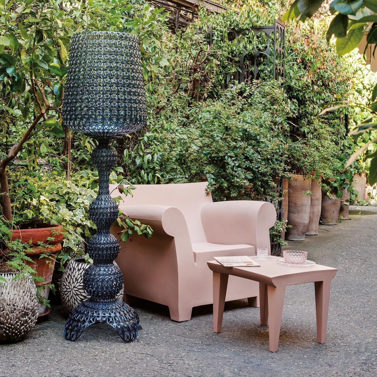 Bubble Club Garten Beistelltisch