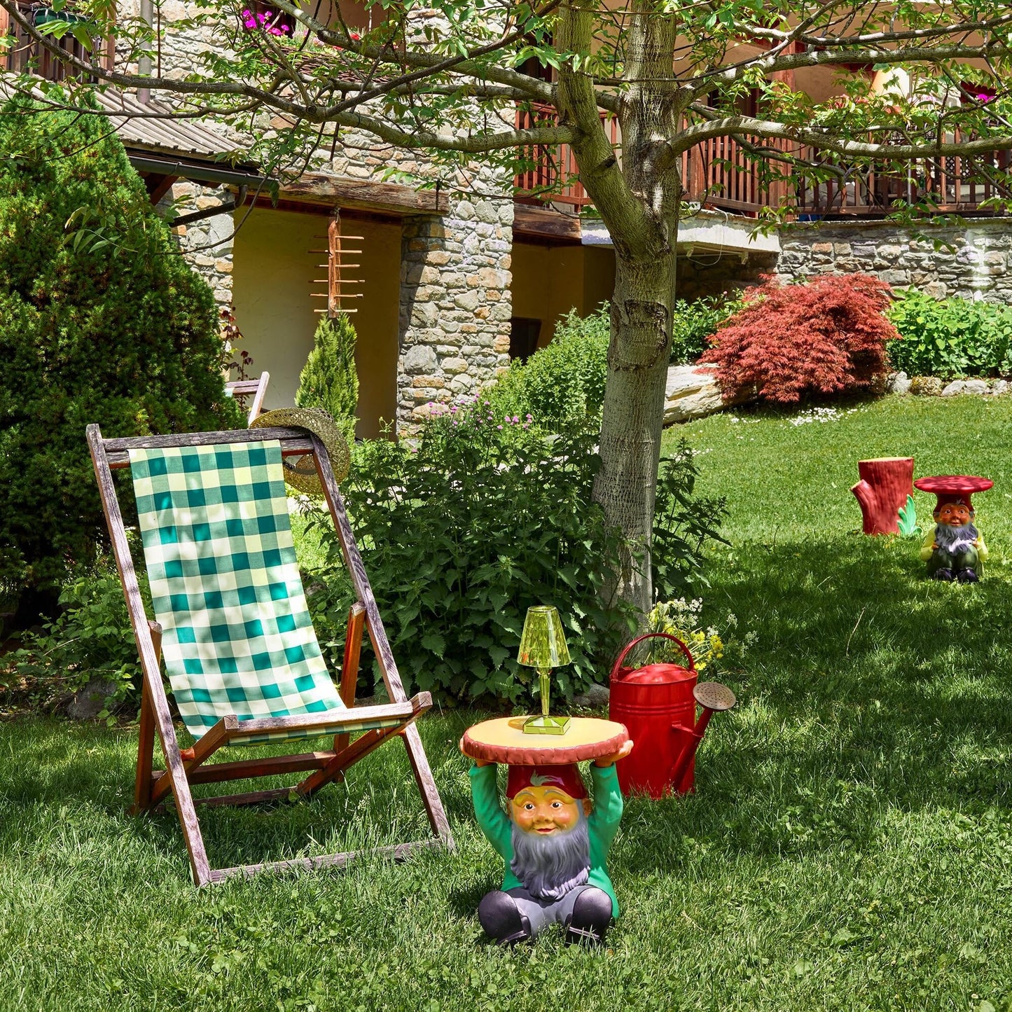 Gnomes / Zwerg Beistelltisch