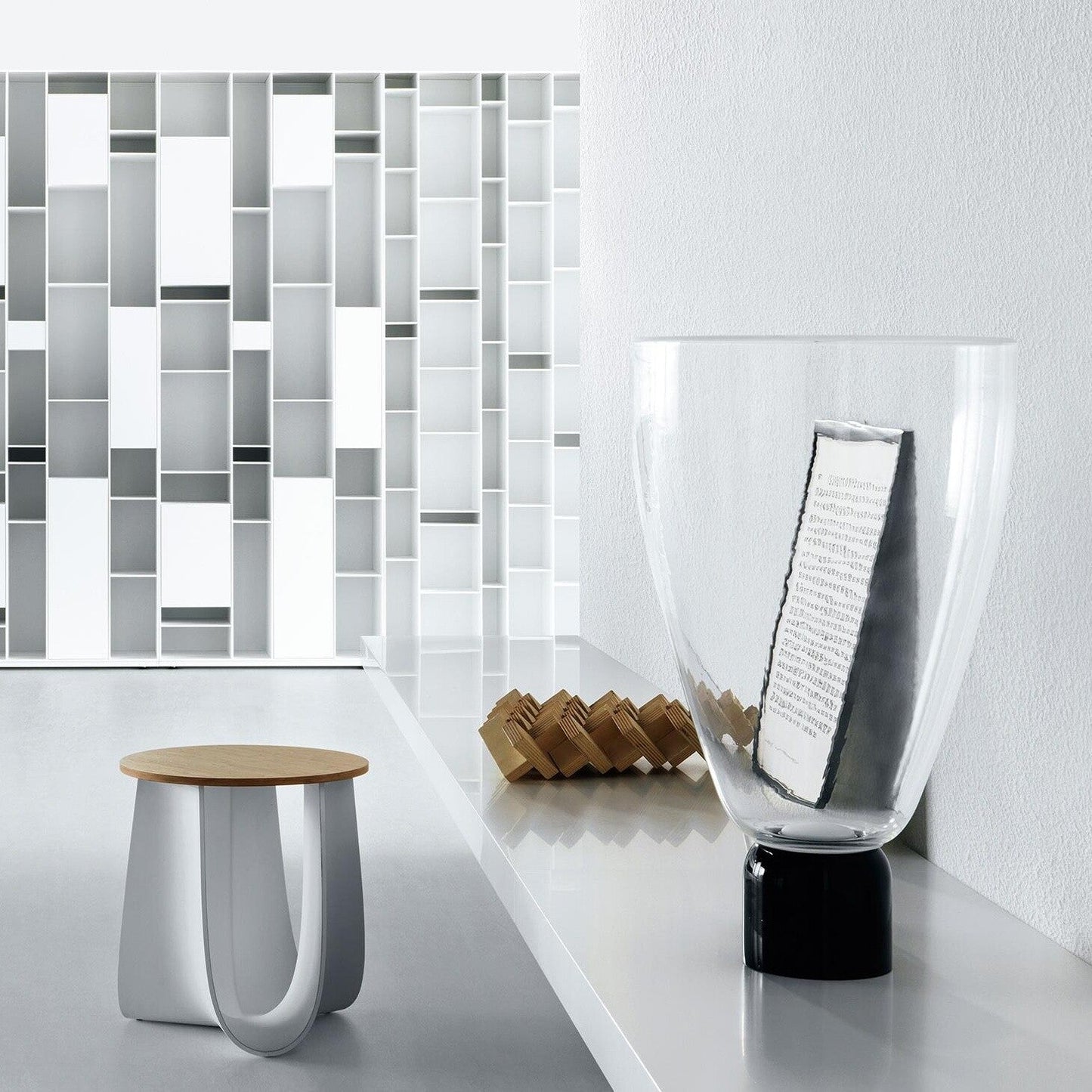 Sag Hocker/Beistelltisch Weiß