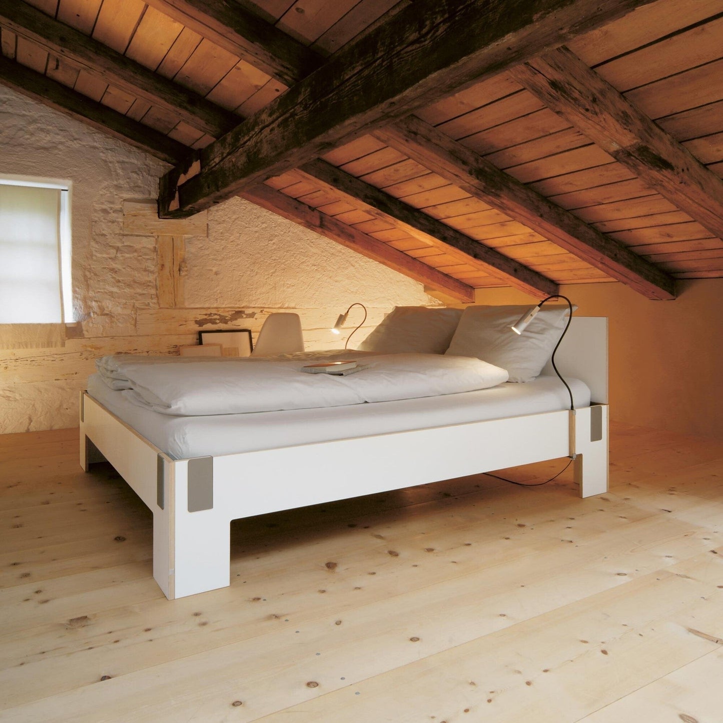 Moormann Tagedieb Bett mit Kopfteil Weiß