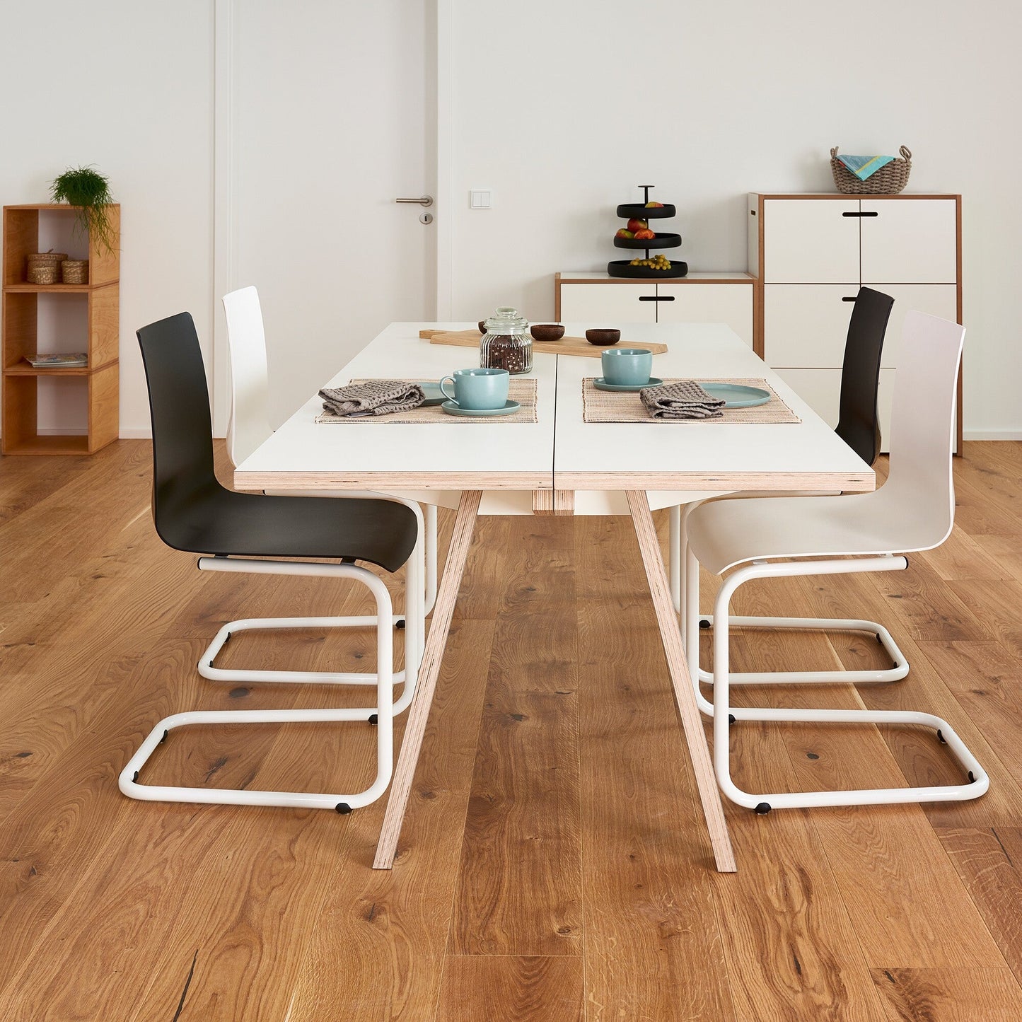 Freischwinger Stuhl Schwarz