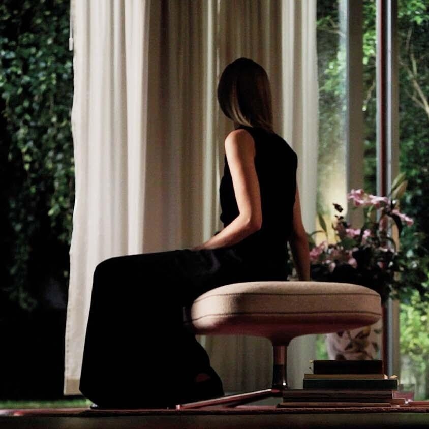 Repos Ottoman 62x62x40cm