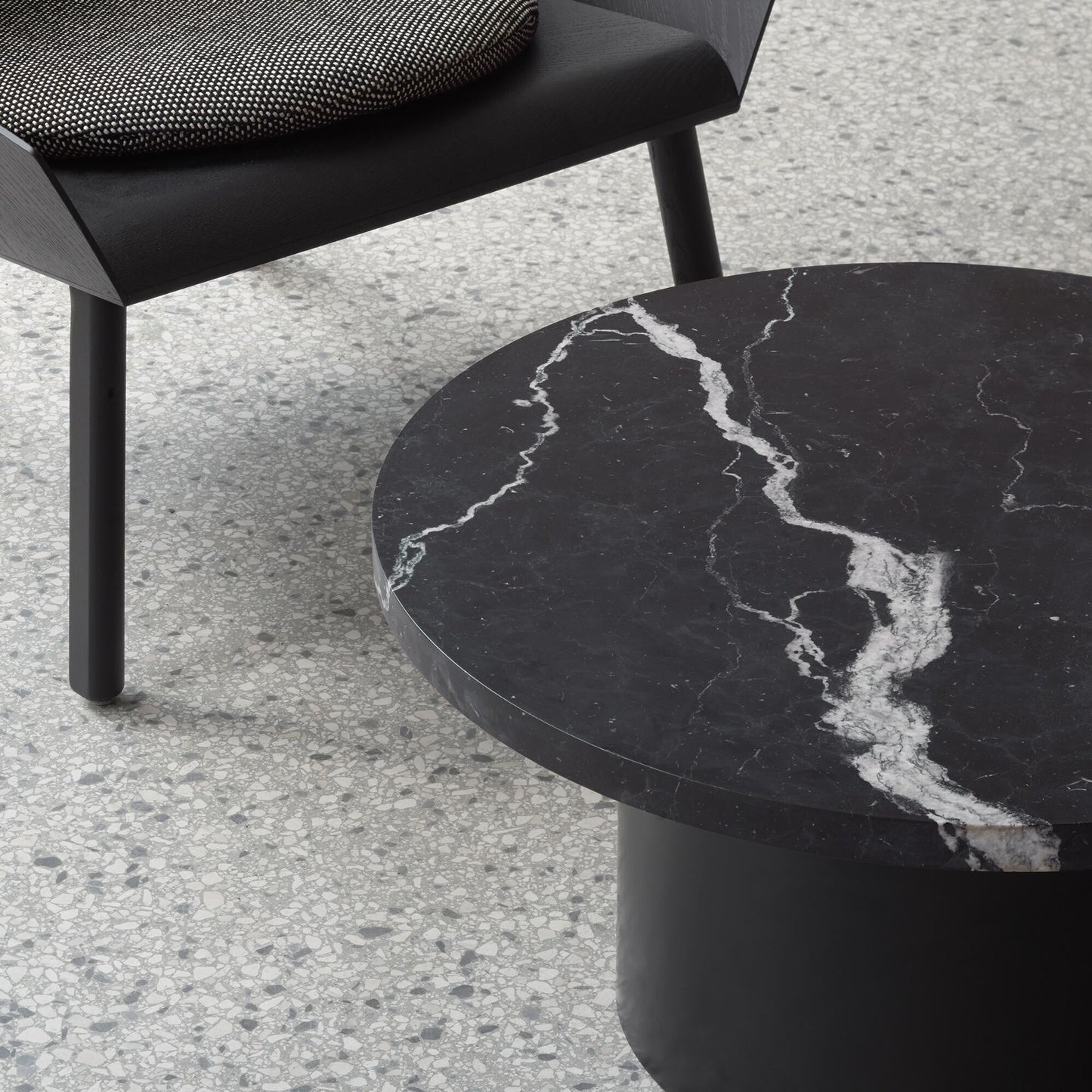 e15 CT09 Enoki Beistelltisch