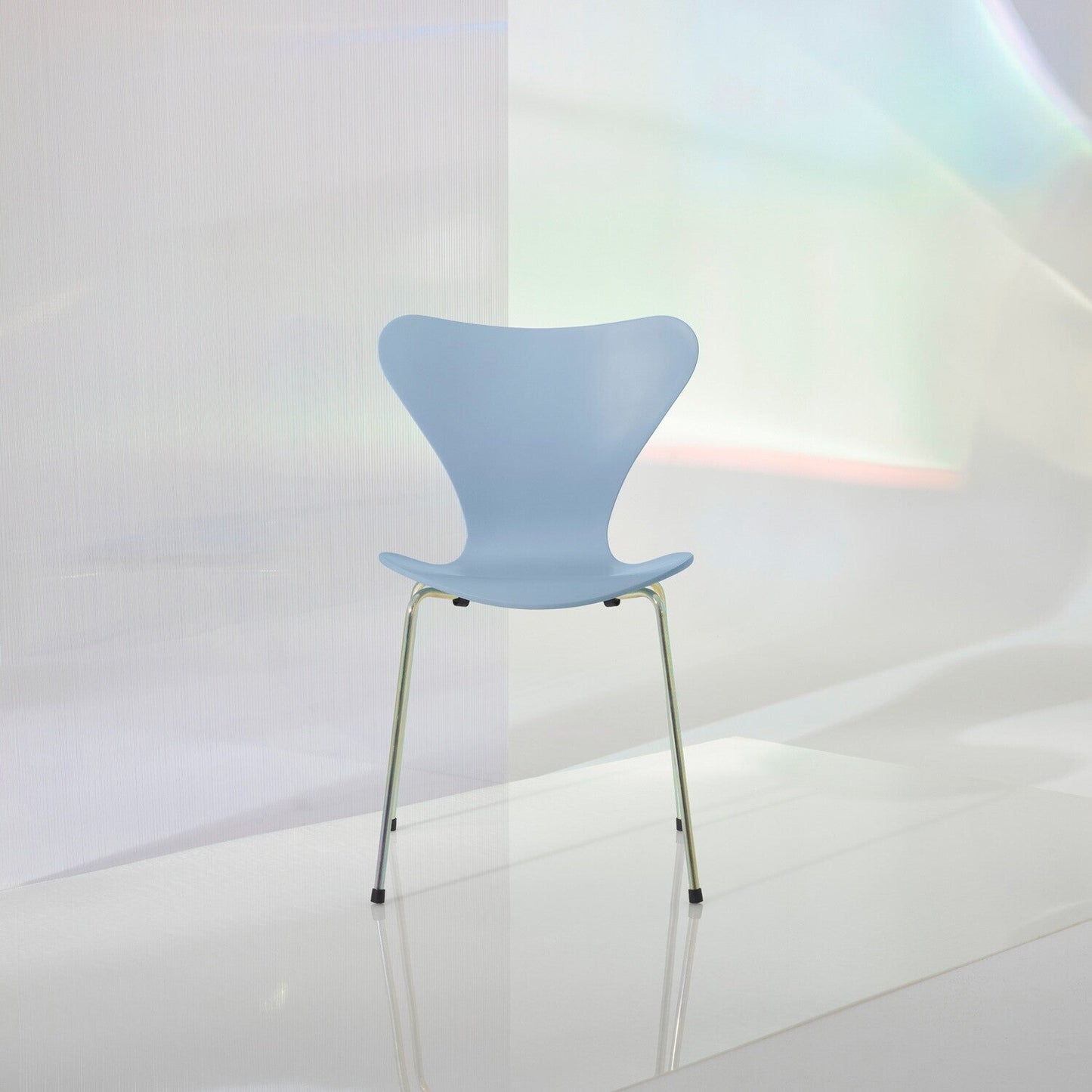Special Edition Serie 7™ Stuhl lackiert Gestell rainbow