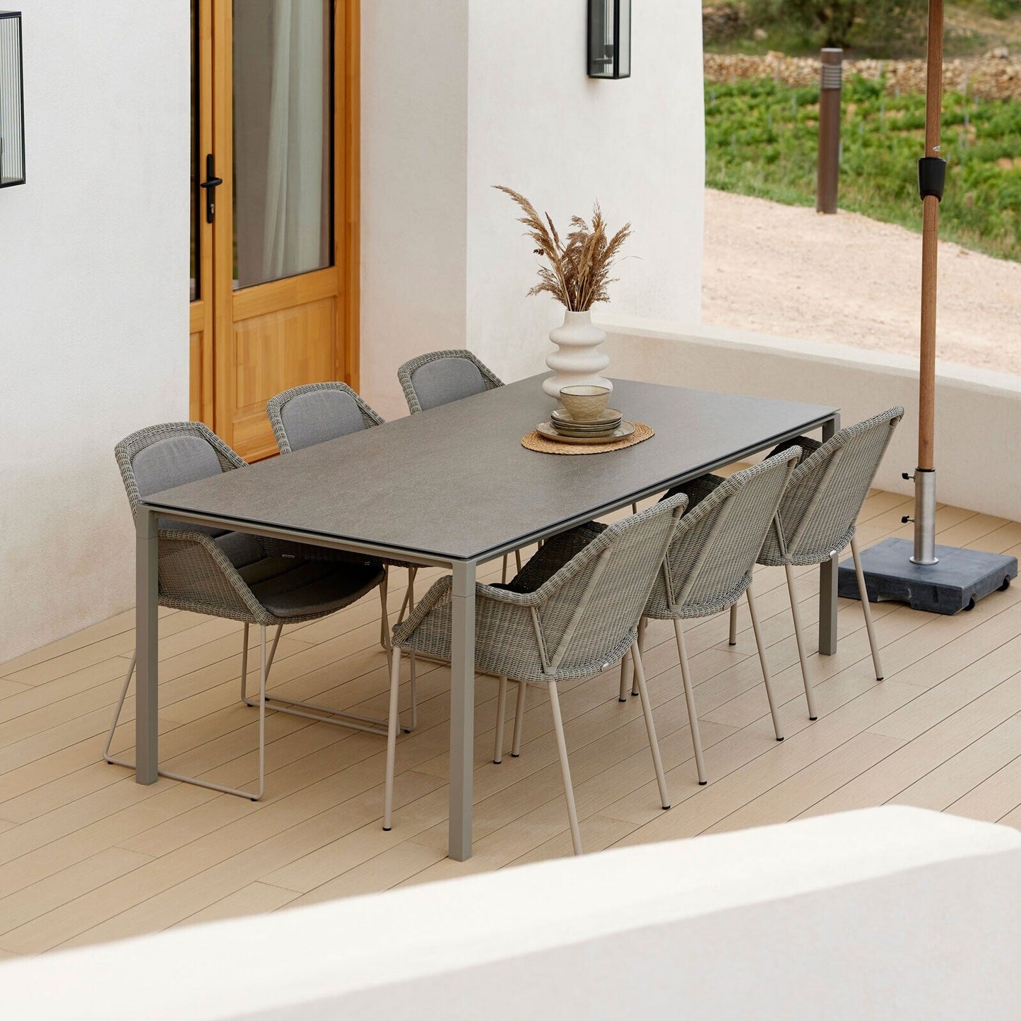 Breeze Gartenarmlehnstuhl Schwarz