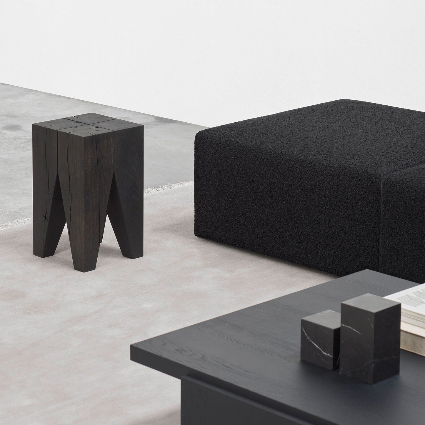 ST04 Backenzahn Hocker