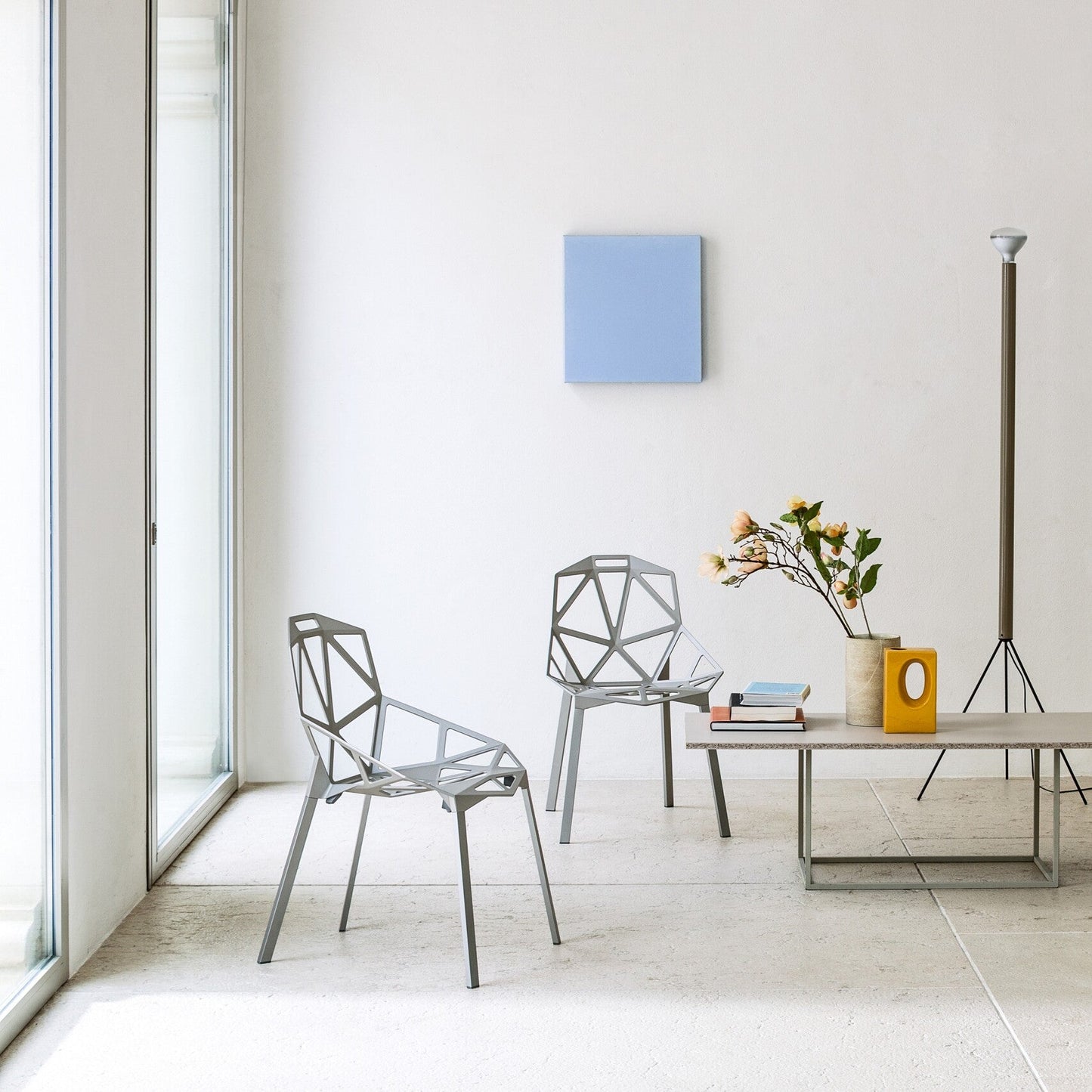 Chair One Stuhl stapelbar Schwarz