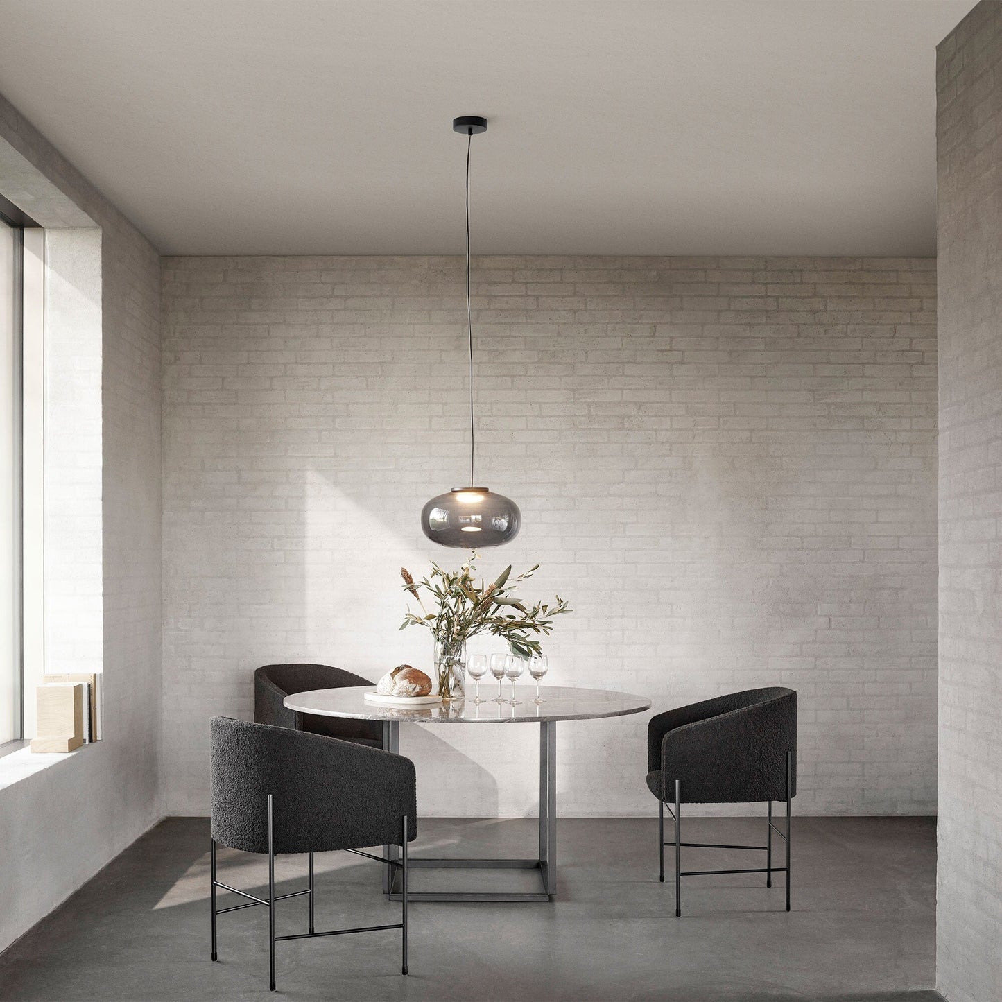 Covent Armlehnstuhl Schwarz