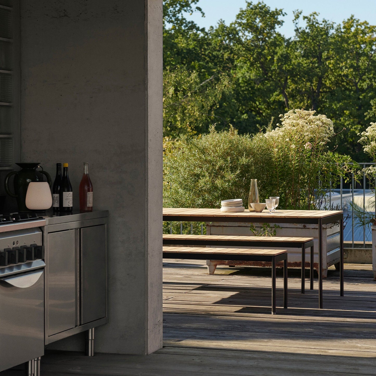 Ville AV28 Gartenbank L Warm black