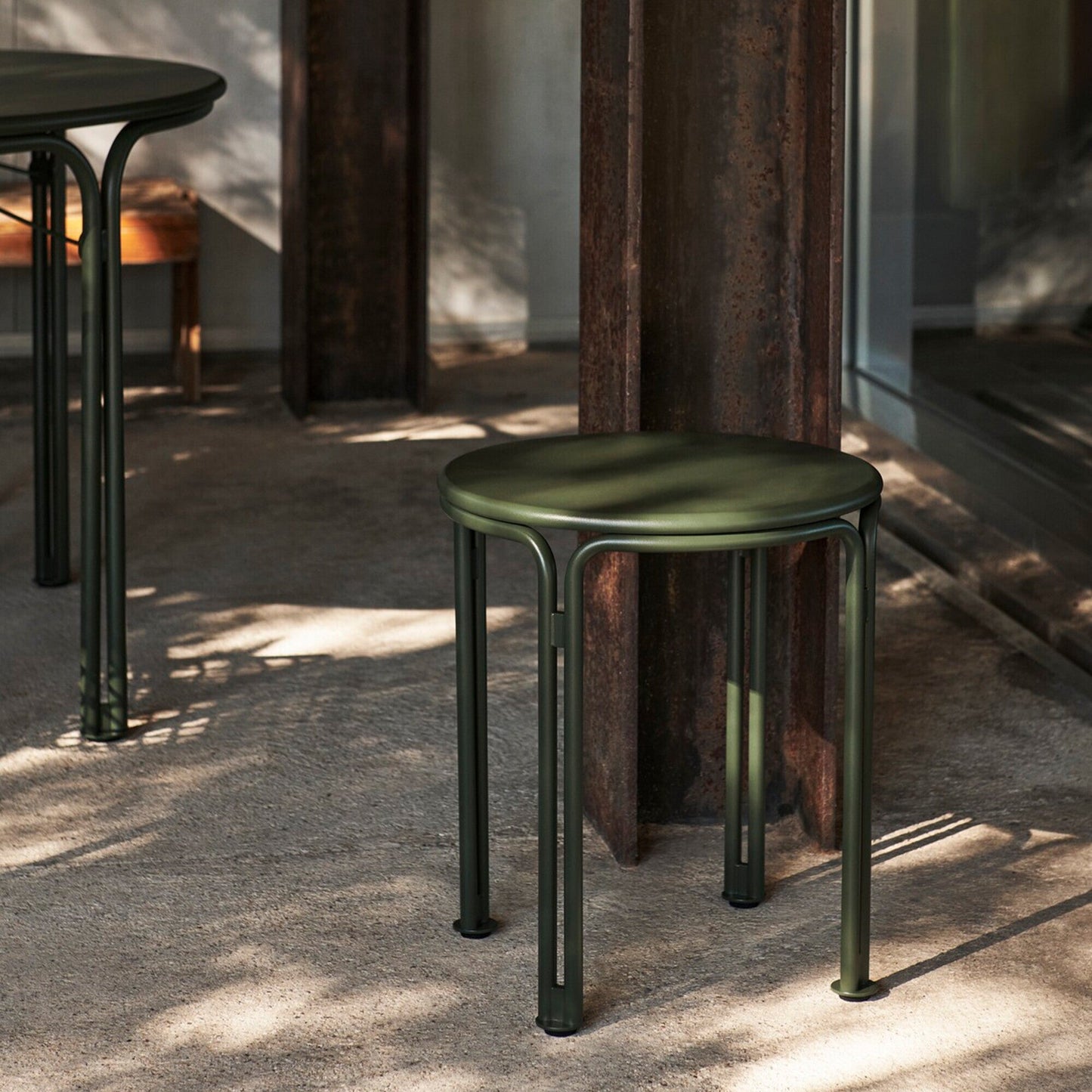 Thorvald SC102 Garten Beistelltisch Weiß