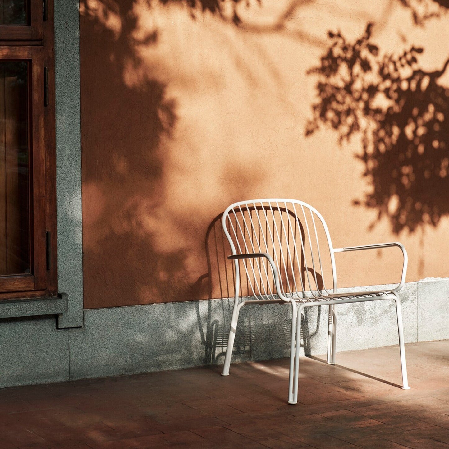 Thorvald SC101 Garten Loungesessel Elfenbein