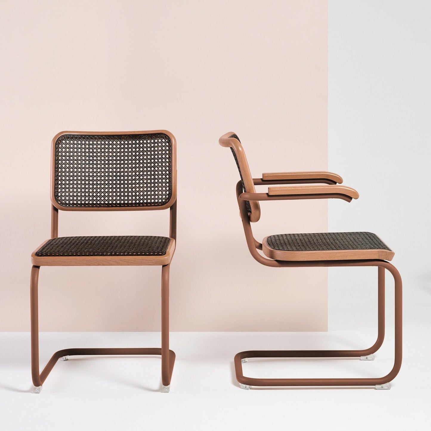 S 32 V Freischwinger Stuhl mit Rohrgeflecht Dark Melange Salbeigrün