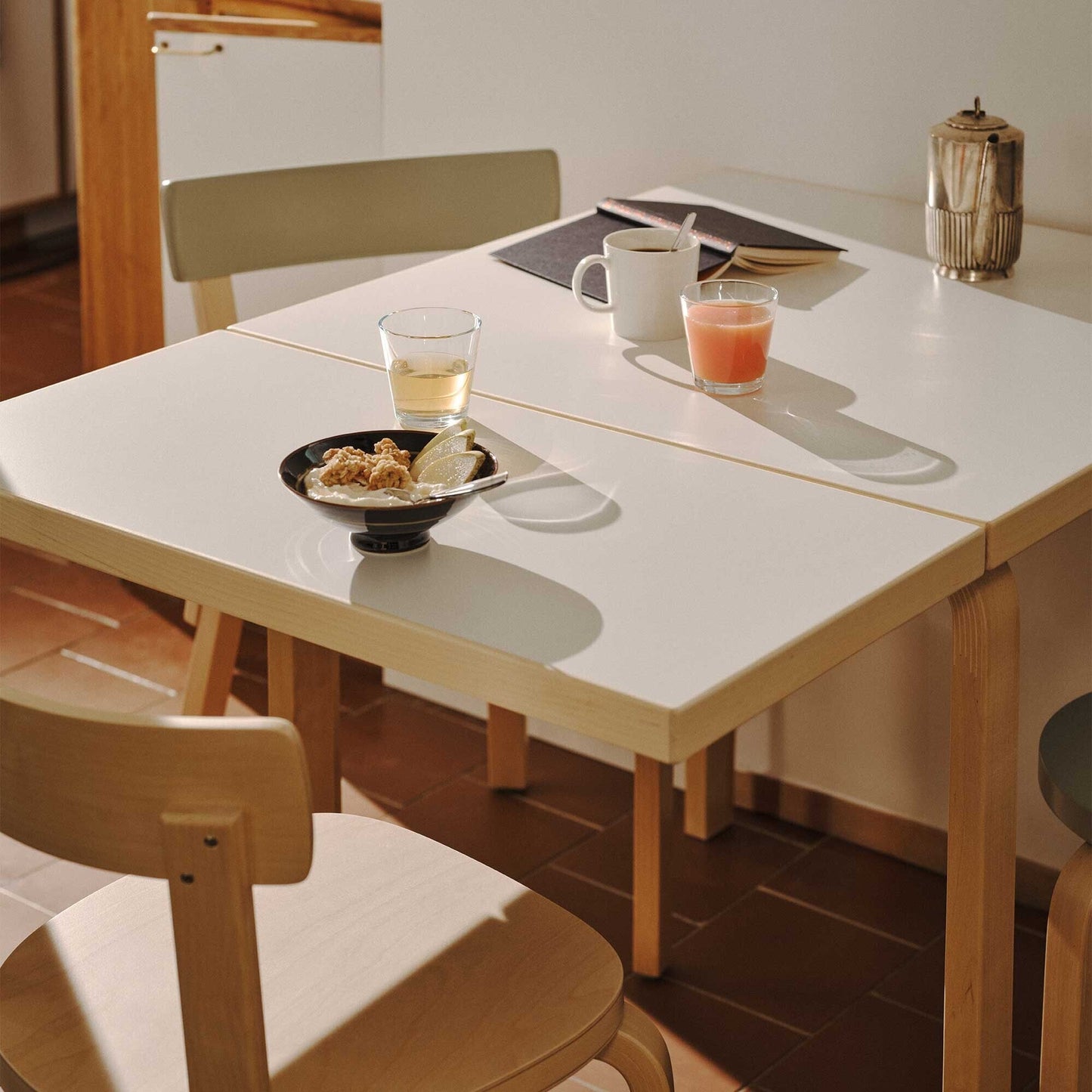 Aalto DL81C Esstisch klappbar Weiß