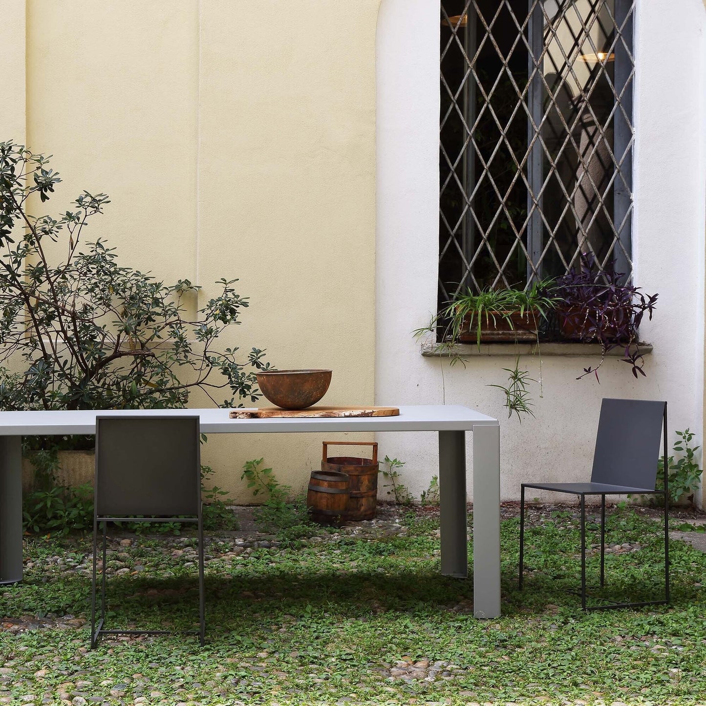 Slim Sissi Gartenarmlehnstuhl Weiß