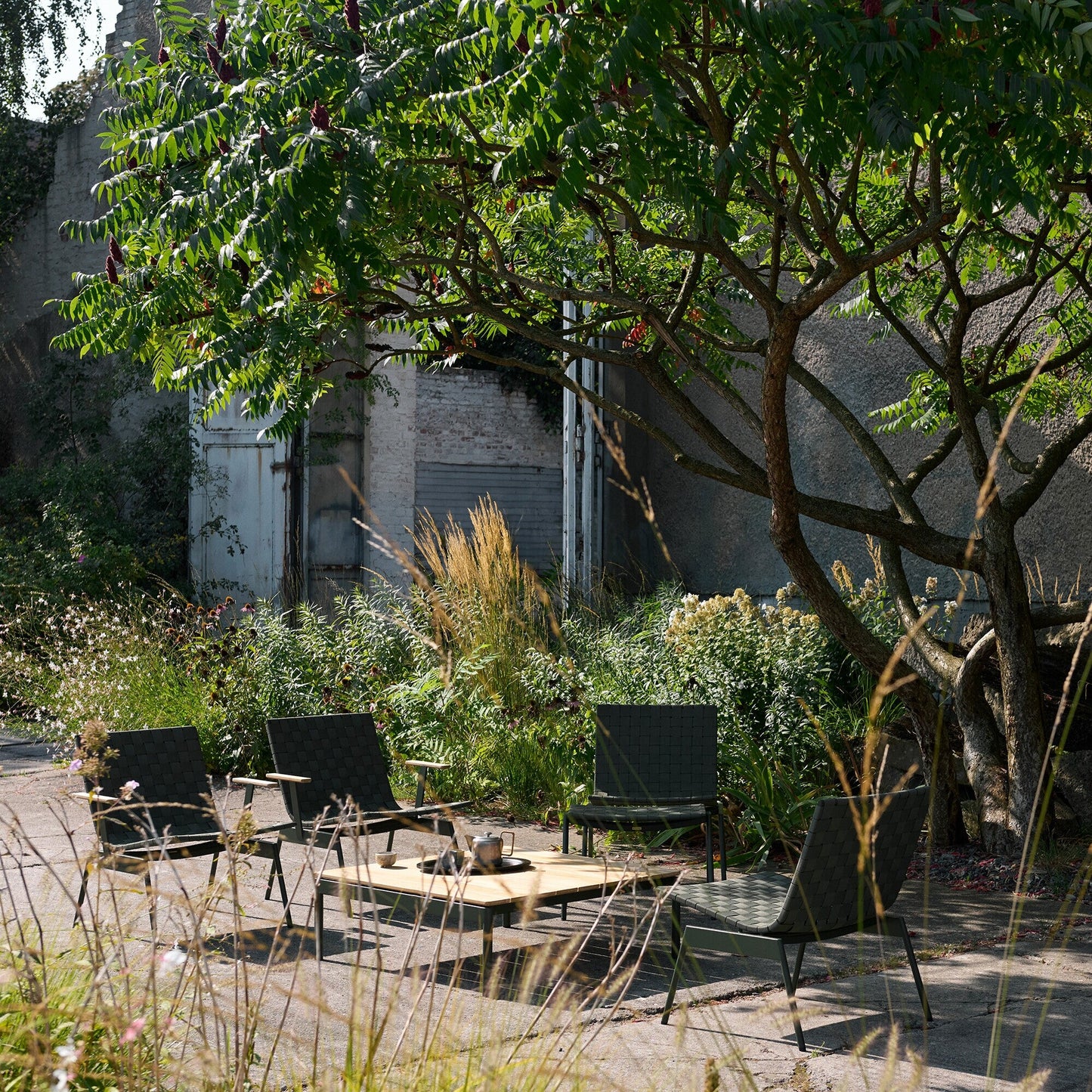 Ville AV50 Outdoor Kaffeetisch 90x90cm Schwarz