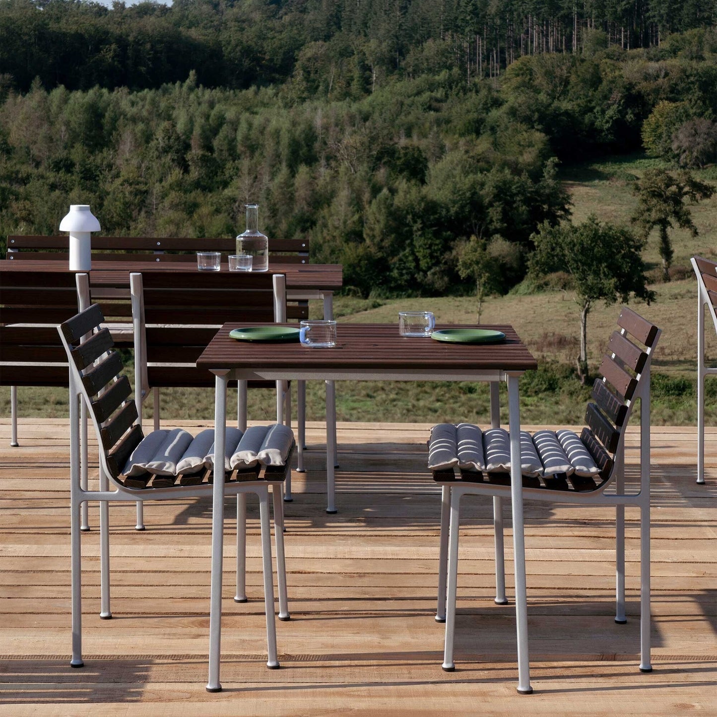 Traverse Gartentisch 75x83cm