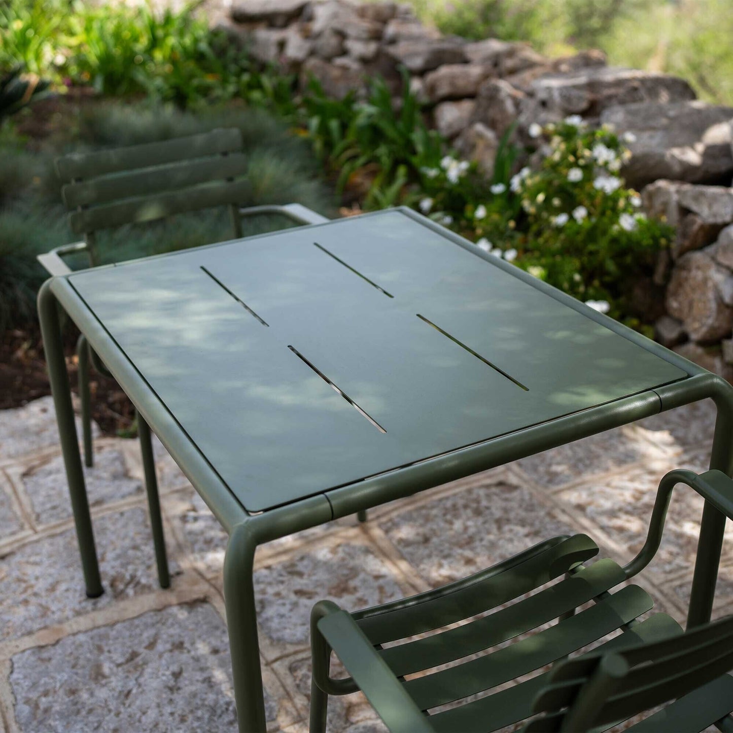 Avanti Gartenesstisch 98x83cm Olivgrün