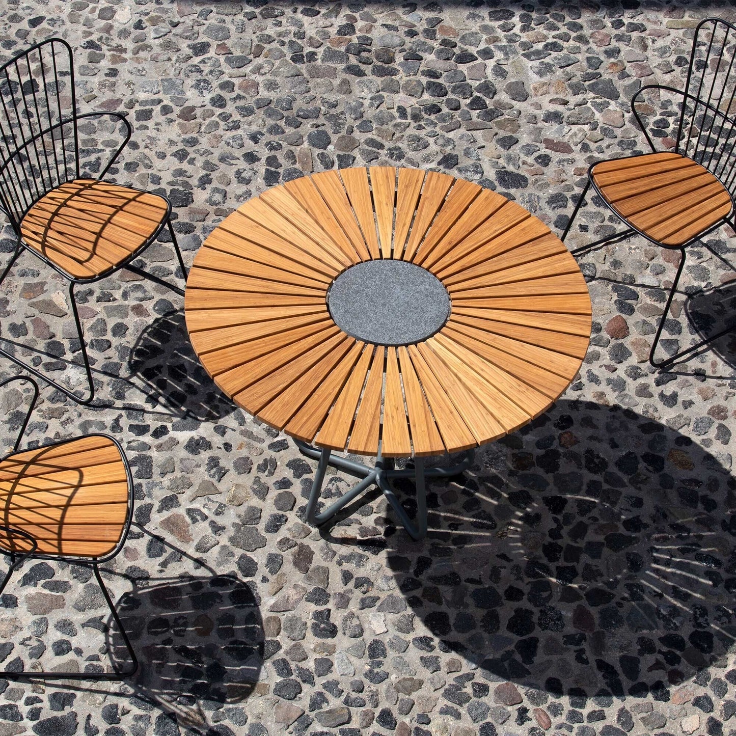 Circle Outdoor Tisch Ø 110cm