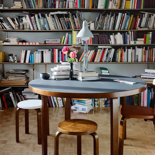 E60 Hocker Gestell gebeizt