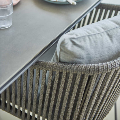 Moments Gartenarmlehnstuhl mit Kufen