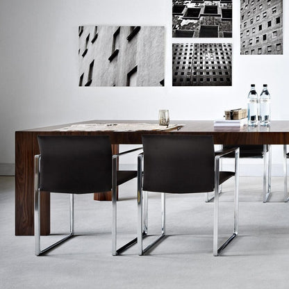 Eve Armlehnstuhl Schwarz