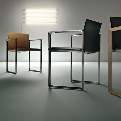 Eve Armlehnstuhl Schwarz