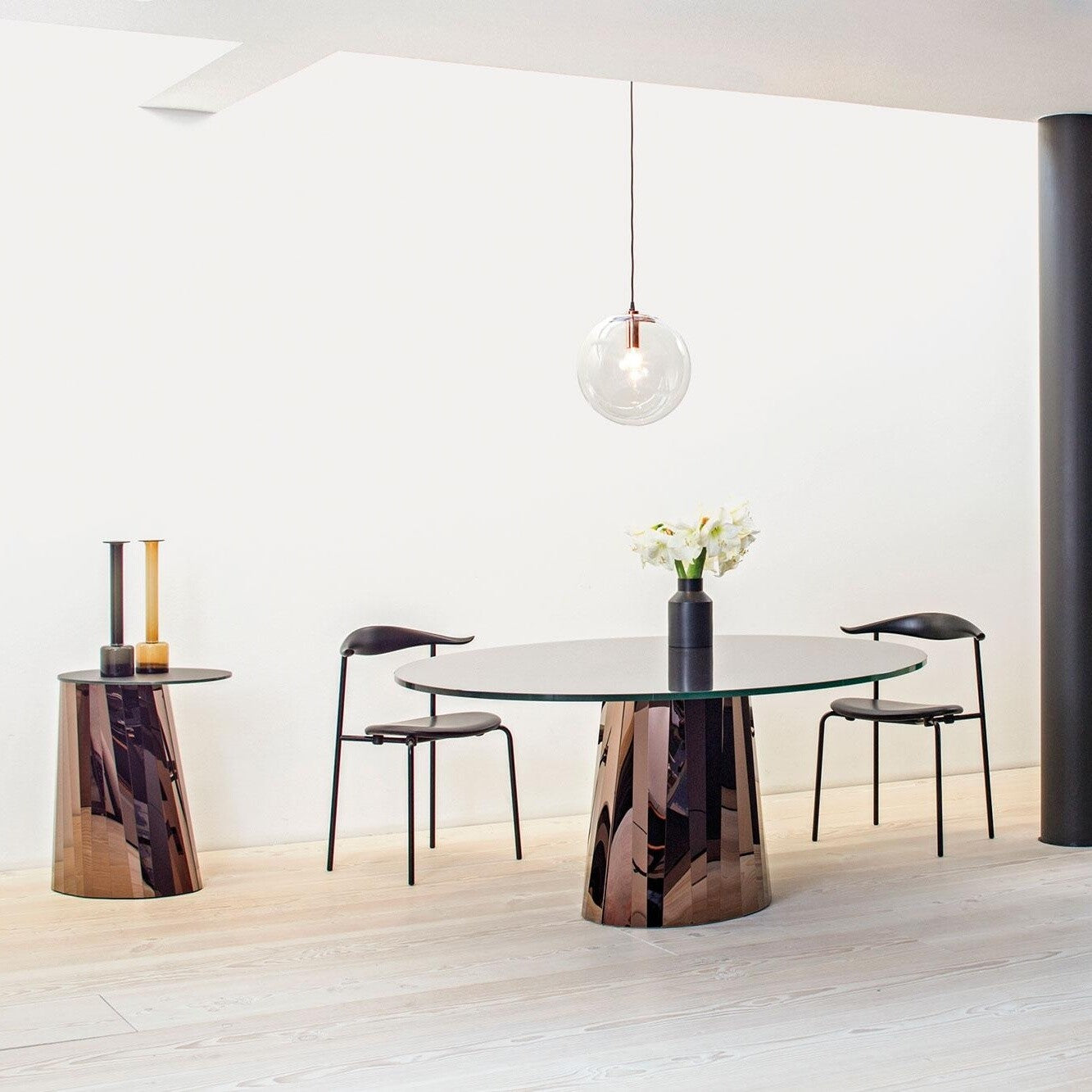 Pli Beistelltisch hoch Schwarz