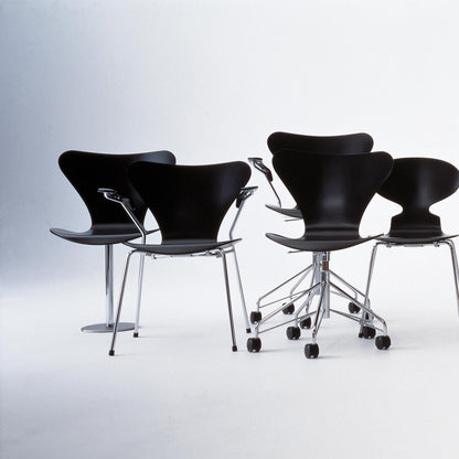 Serie 7™ Drehstuhl Natur
