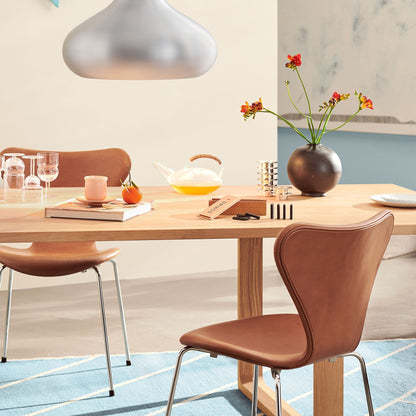 Serie 7™ Stuhl Leder vollgepolstert