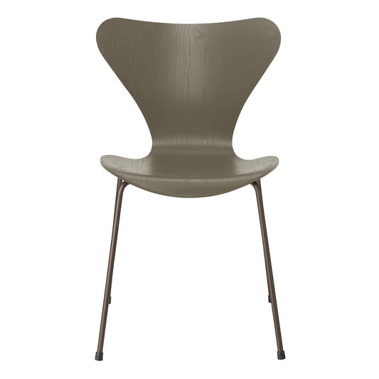 Serie 7™ Stuhl gefärbte Esche Braun Bronze Olivgrün