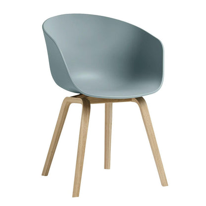 About a Chair AAC 22 2.0 Armlehnstuhl Eiche lackiert