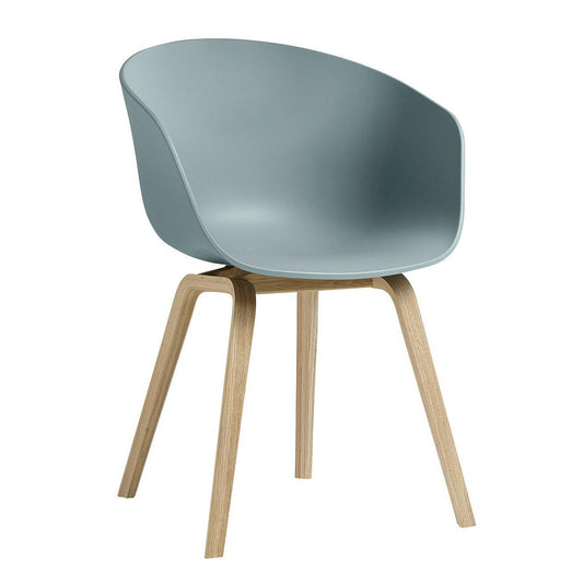 About a Chair AAC 22 2.0 Armlehnstuhl Eiche lackiert