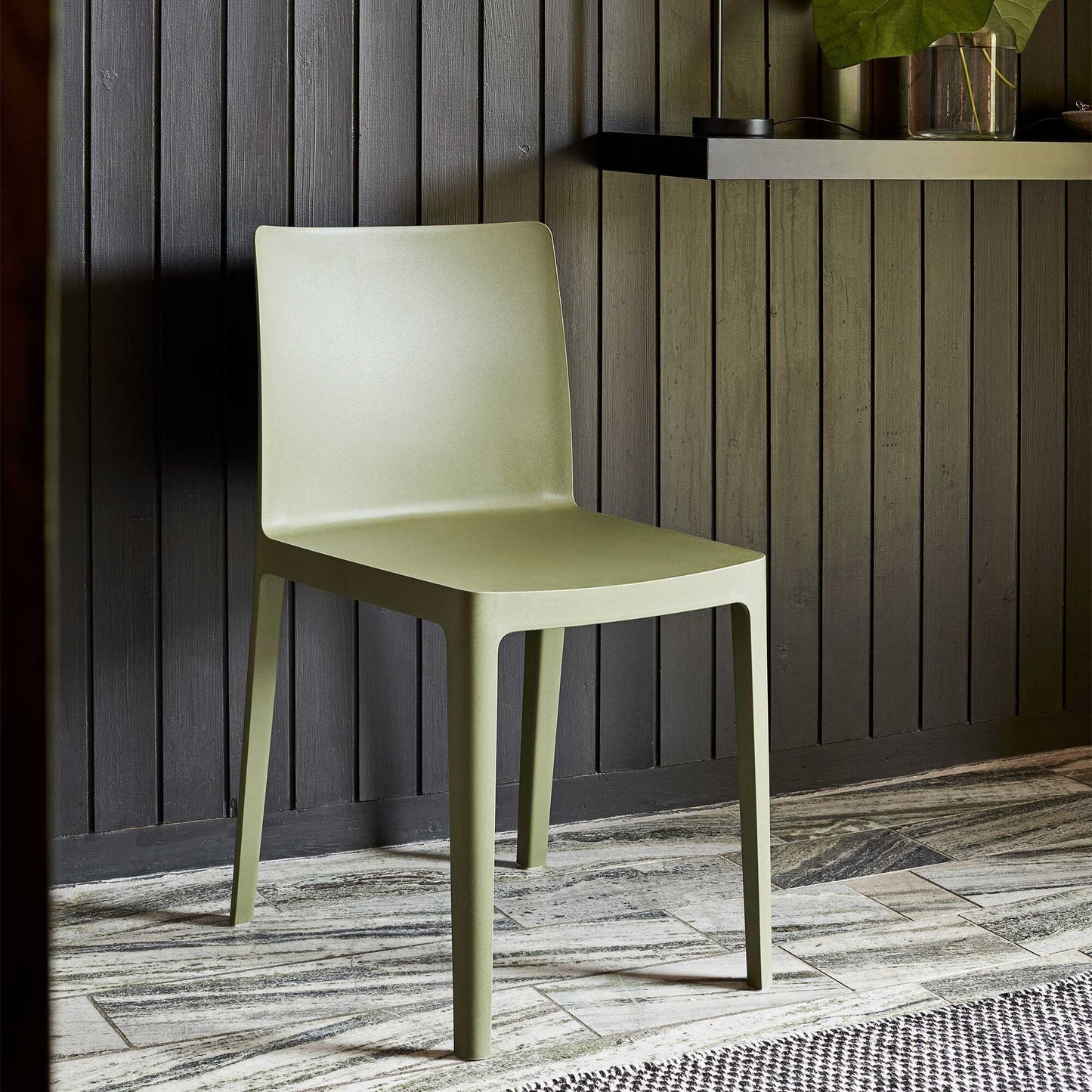 Élémentaire Stuhl Weiß