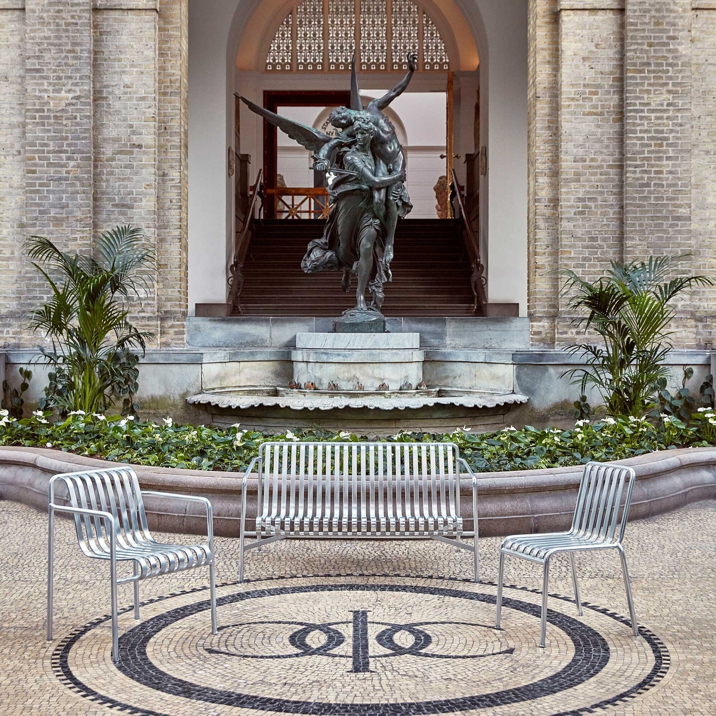 Palissade Dining Gartenarmlehnstuhl Feuerverzinkt