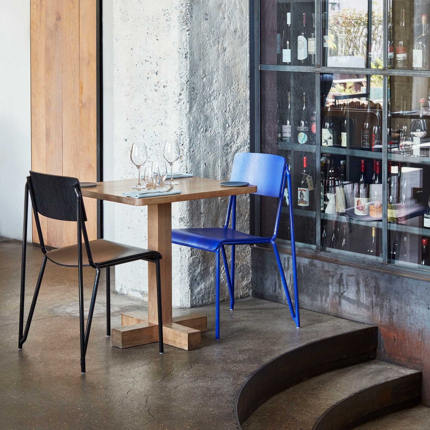 Petit Standard Stuhl gebeizt